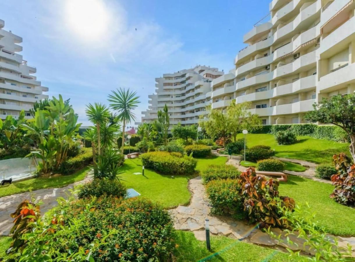 Apartamentos Benalbeach Benalmádena Extérieur photo